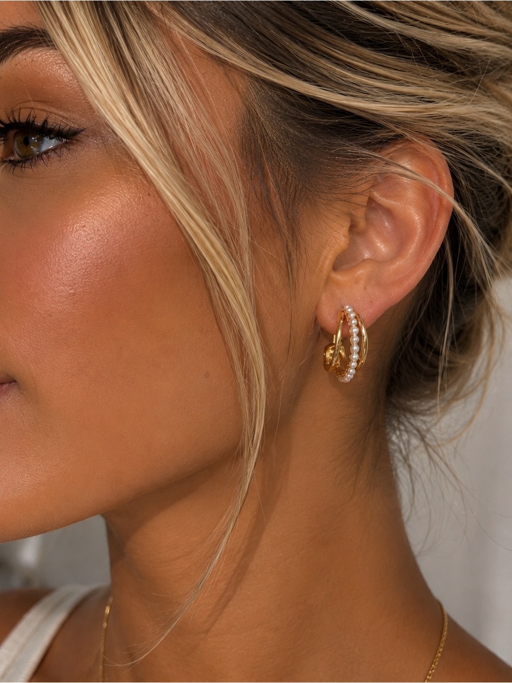 18K Gold Plated Pearl Hoop Earrings